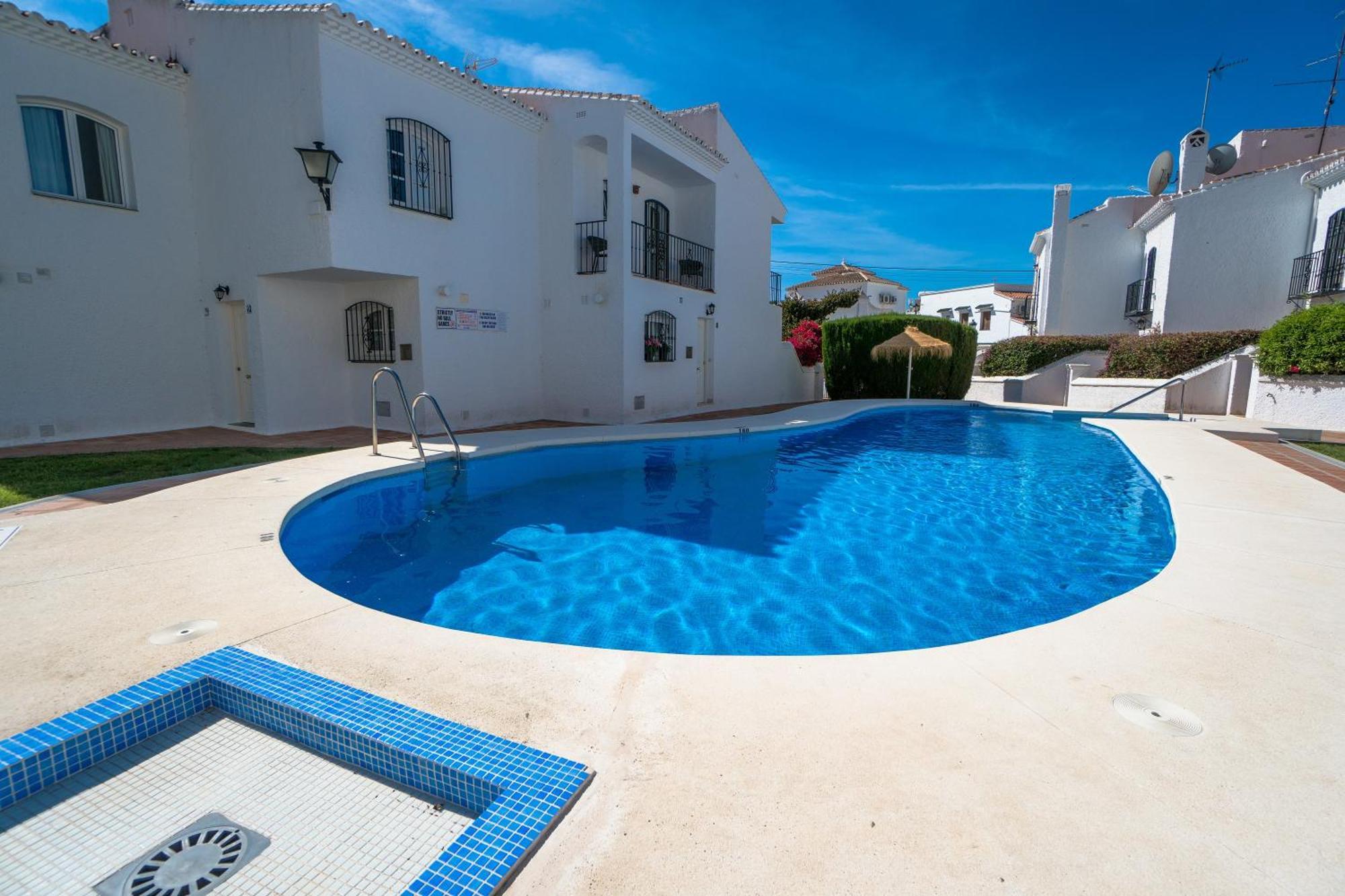Pinos 11 Menyber Nerja Exterior foto