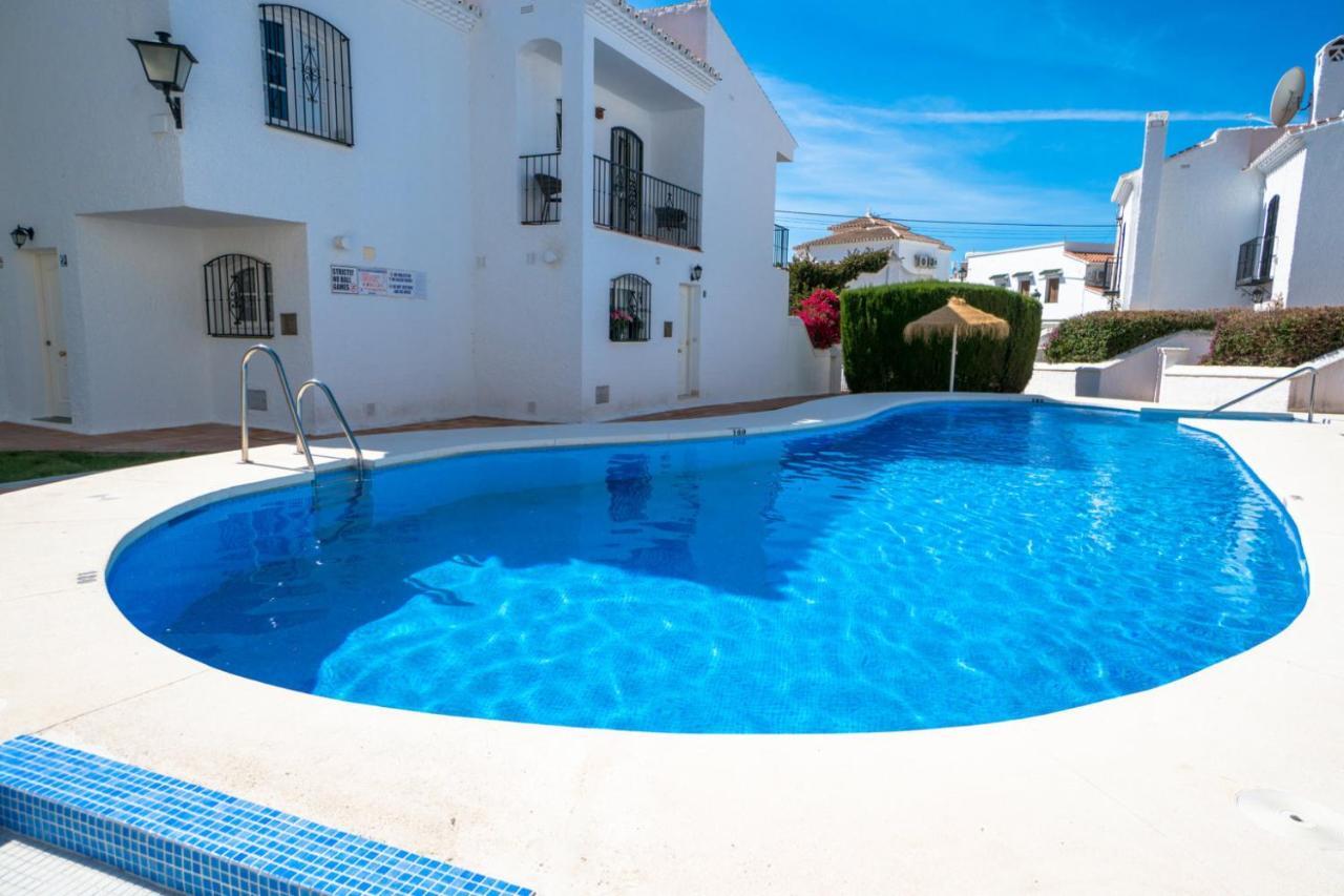 Pinos 11 Menyber Nerja Exterior foto